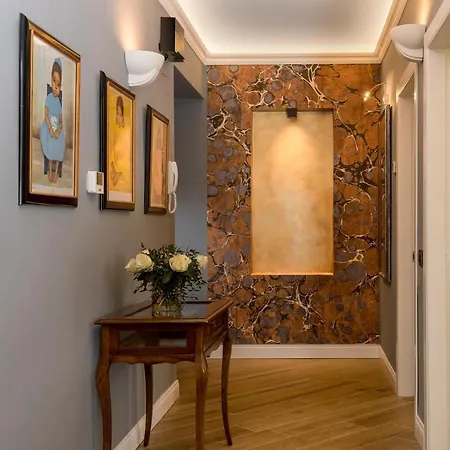 Design With Fireplace Near Vatican דירה רומא