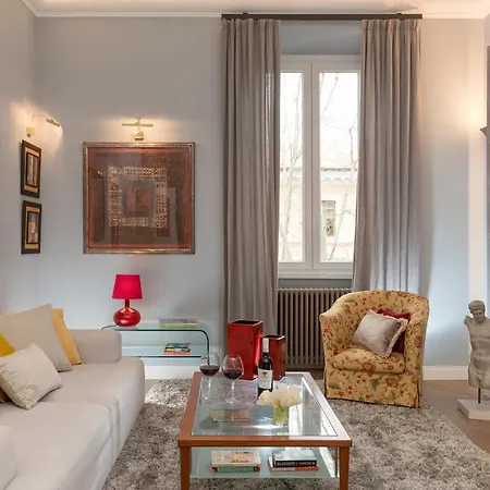 דירה Design With Fireplace Near Vatican רומא